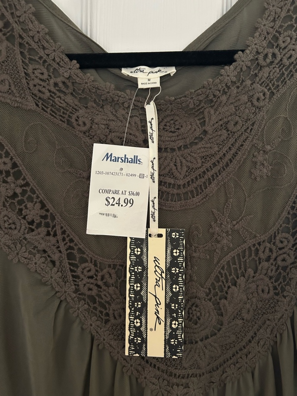 NWT Olive Green Lace Yoke Boho Blouse - Picture 2 of 3